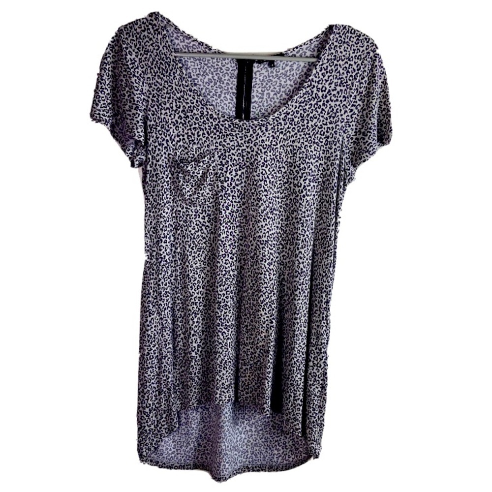theory animal print black gray pocket t shirt